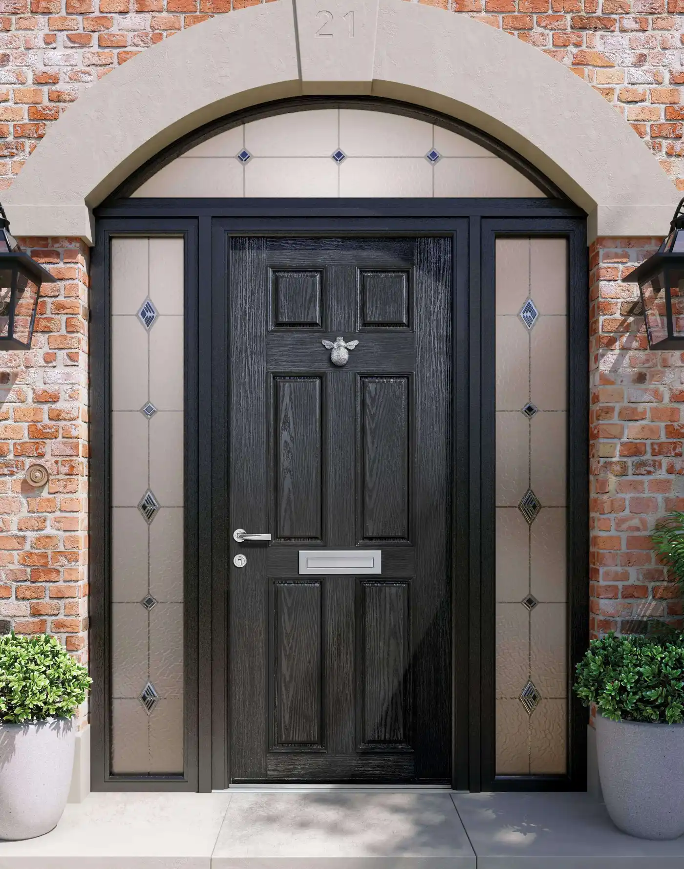 Apeer Inspiration - Traditional Black Front Door with knocker